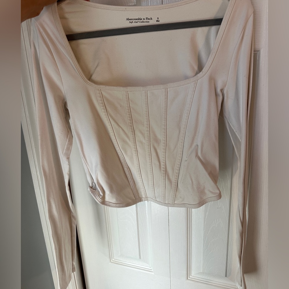 Abercrombie & Fitch White Top